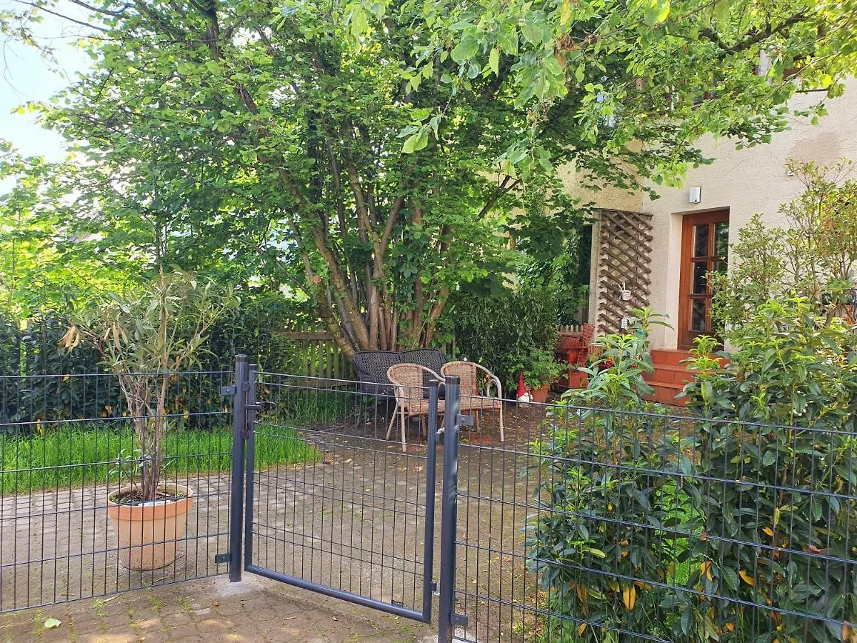 Uriges, Altes Haus In Bester Lage Villa Friedberg  Holiday home Friedberg (Bavaria)