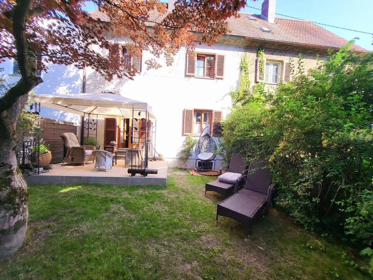 Holiday home Uriges, Altes Haus In Bester Lage Villa Friedberg